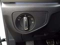 2023 Volkswagen Atlas Cross Sport SEL Premium R-Line AWD Fond du Lac WI