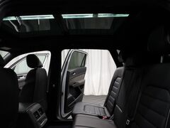 2023 Volkswagen Atlas Cross Sport SEL Premium R-Line AWD Fond du Lac WI