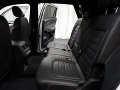 2023 Volkswagen Atlas Cross Sport SEL Premium R-Line AWD Fond du Lac WI