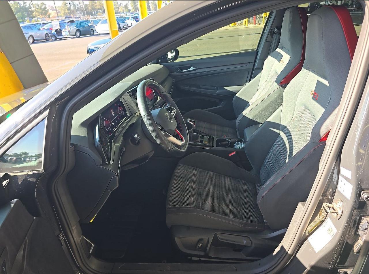 2023 Volkswagen Golf GTI 2.0T 40th Anniversary Edition Gladstone OR