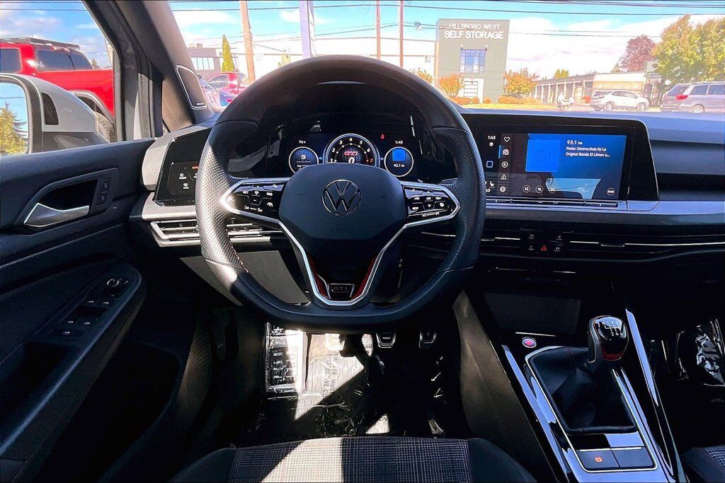 2023 Volkswagen Golf GTI 2.0T SE OR