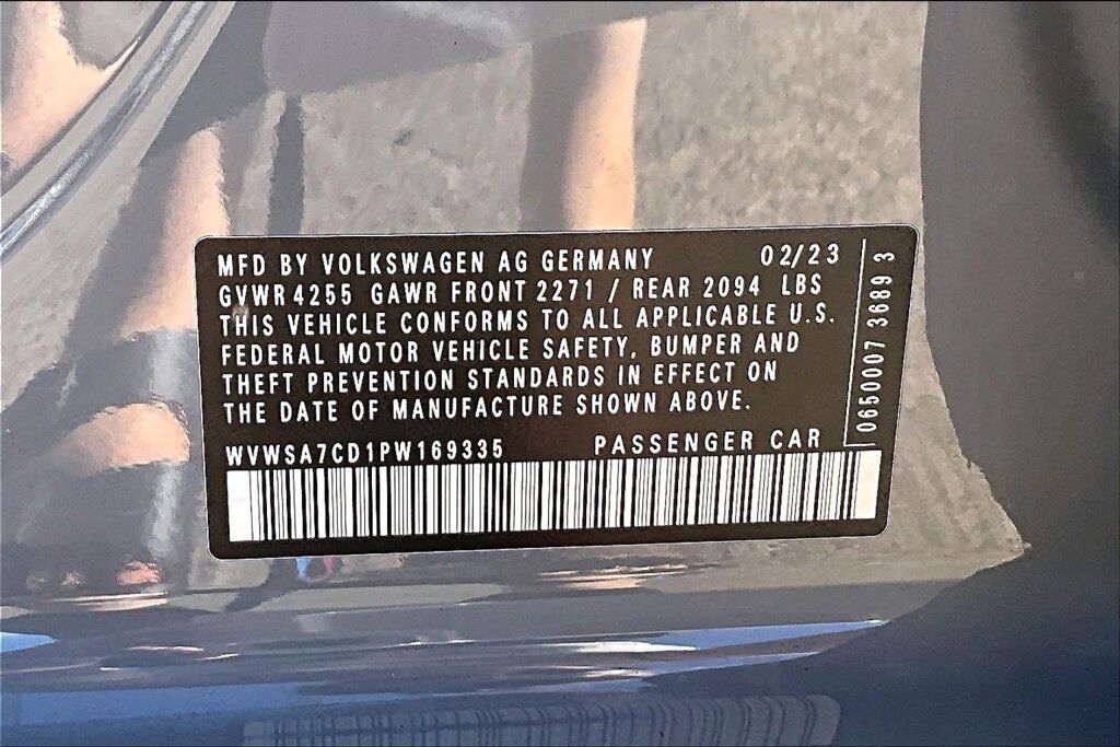 2023 Volkswagen Golf GTI 2.0T SE OR