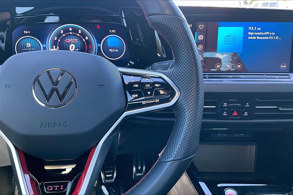 2023 Volkswagen Golf GTI 2.0T SE OR
