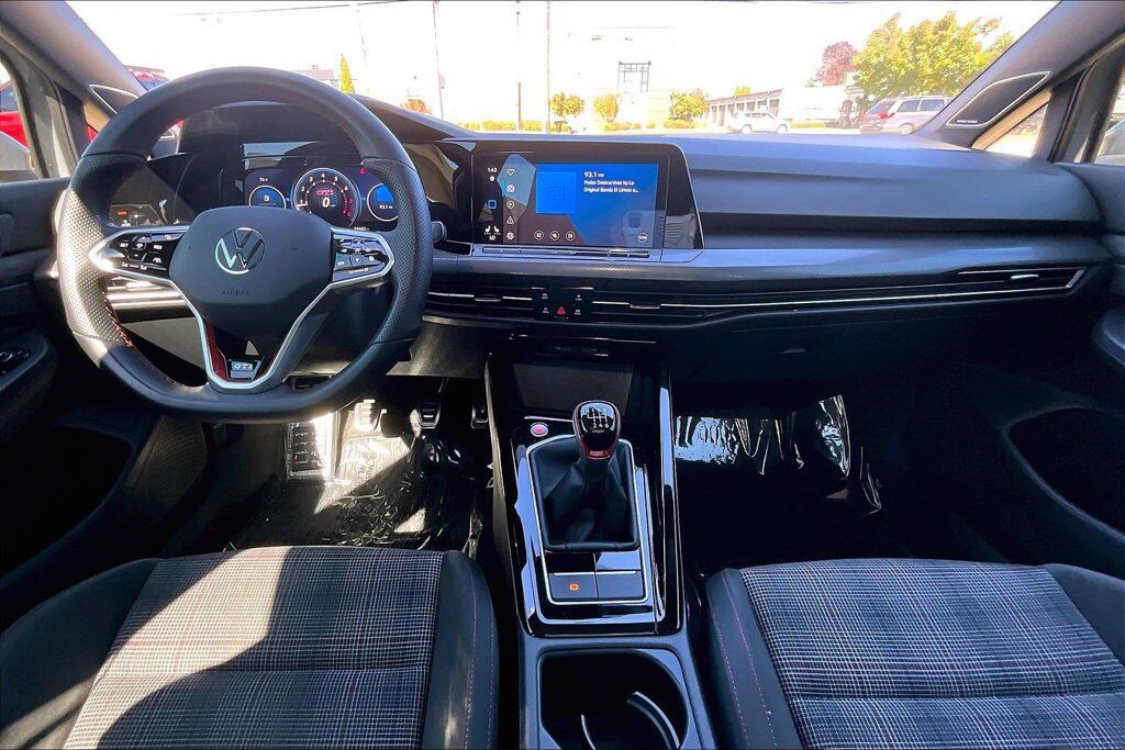 2023 Volkswagen Golf GTI 2.0T SE OR