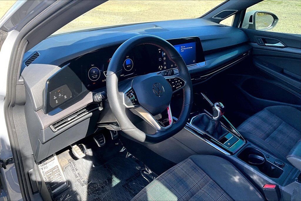 2023 Volkswagen Golf GTI 2.0T SE OR