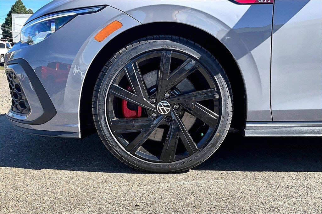 2023 Volkswagen Golf GTI 2.0T SE OR