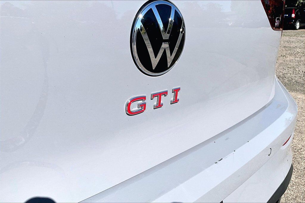 2023 Volkswagen Golf GTI 2.0T SE OR