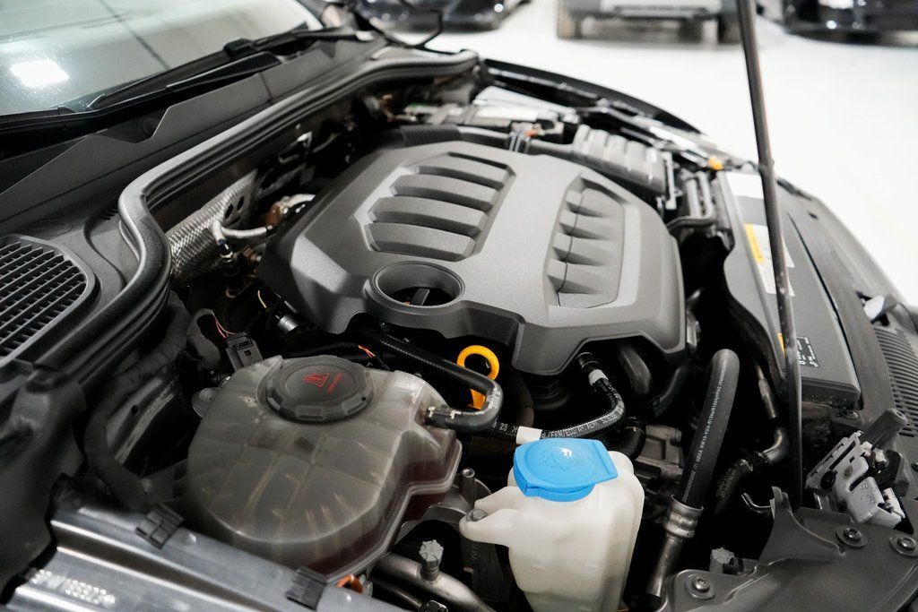 2023 Volkswagen Golf R 2.0T Tigard OR