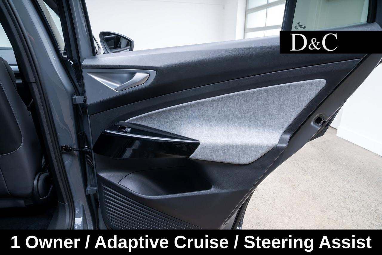 2023 Volkswagen ID.4 Pro 1 Owner / Adaptive Cruise / Steering Assist Portland OR