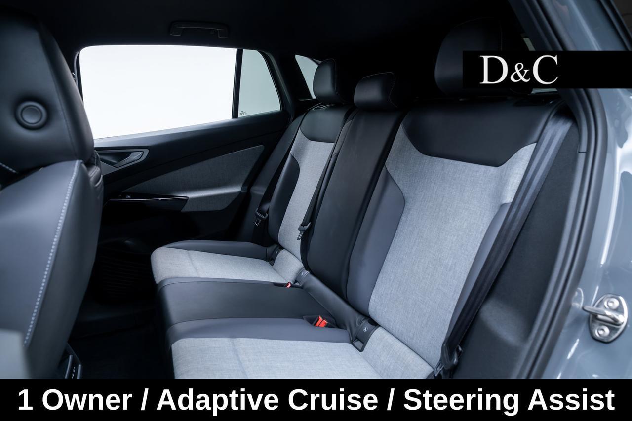 2023 Volkswagen ID.4 Pro 1 Owner / Adaptive Cruise / Steering Assist Portland OR