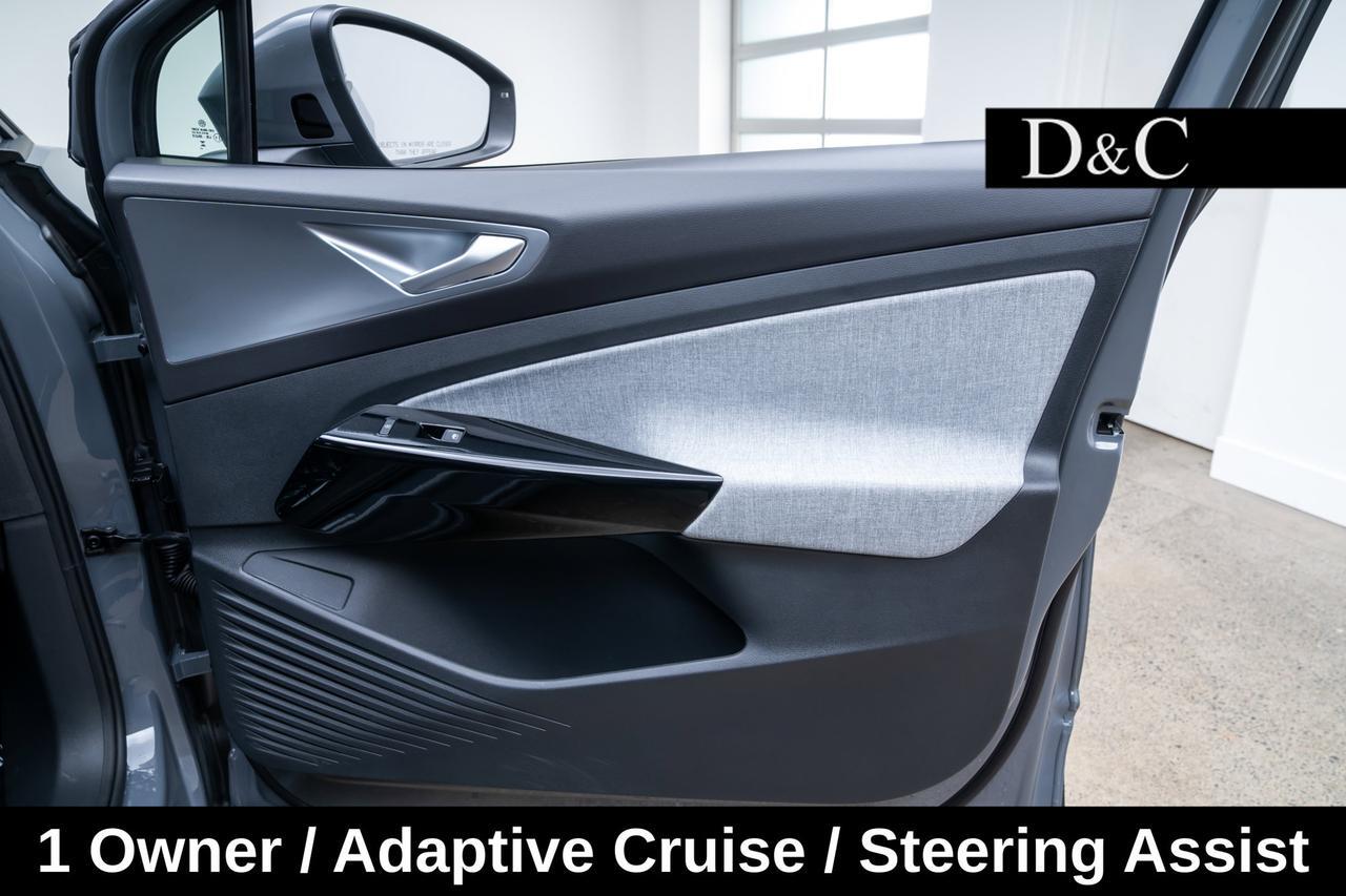 2023 Volkswagen ID.4 Pro 1 Owner / Adaptive Cruise / Steering Assist Portland OR