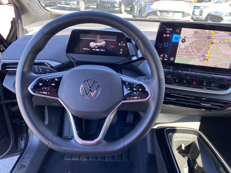 2023 Volkswagen ID.4 Pro