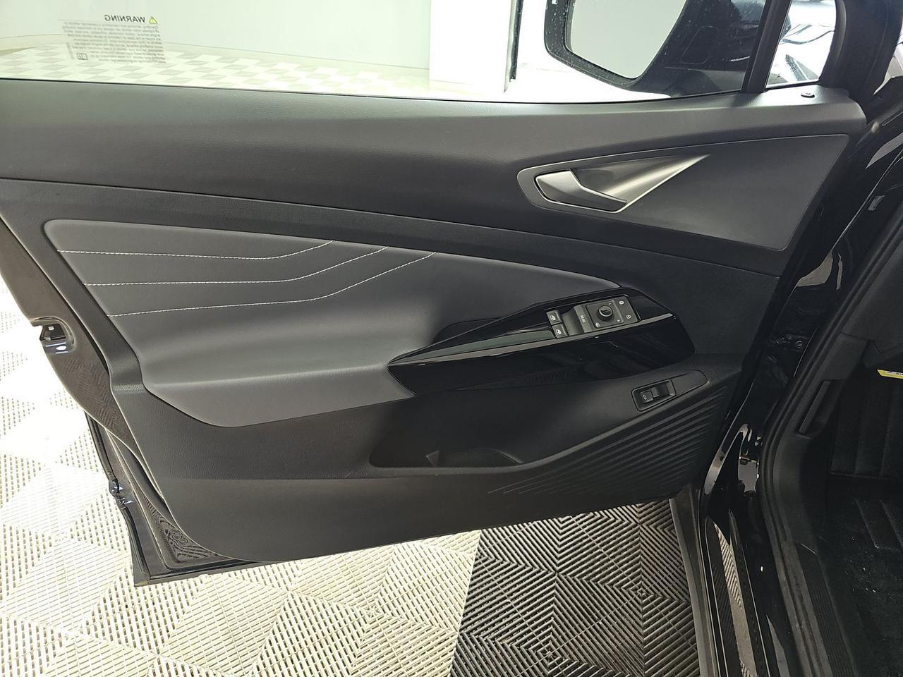 2023 Volkswagen ID.4 Pro S Adaptive Cruise Massage Seats Portland OR