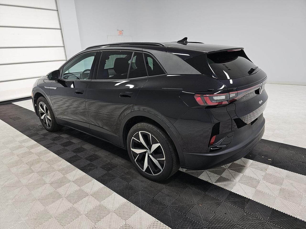 2023 Volkswagen ID.4 Pro S Adaptive Cruise Massage Seats Portland OR