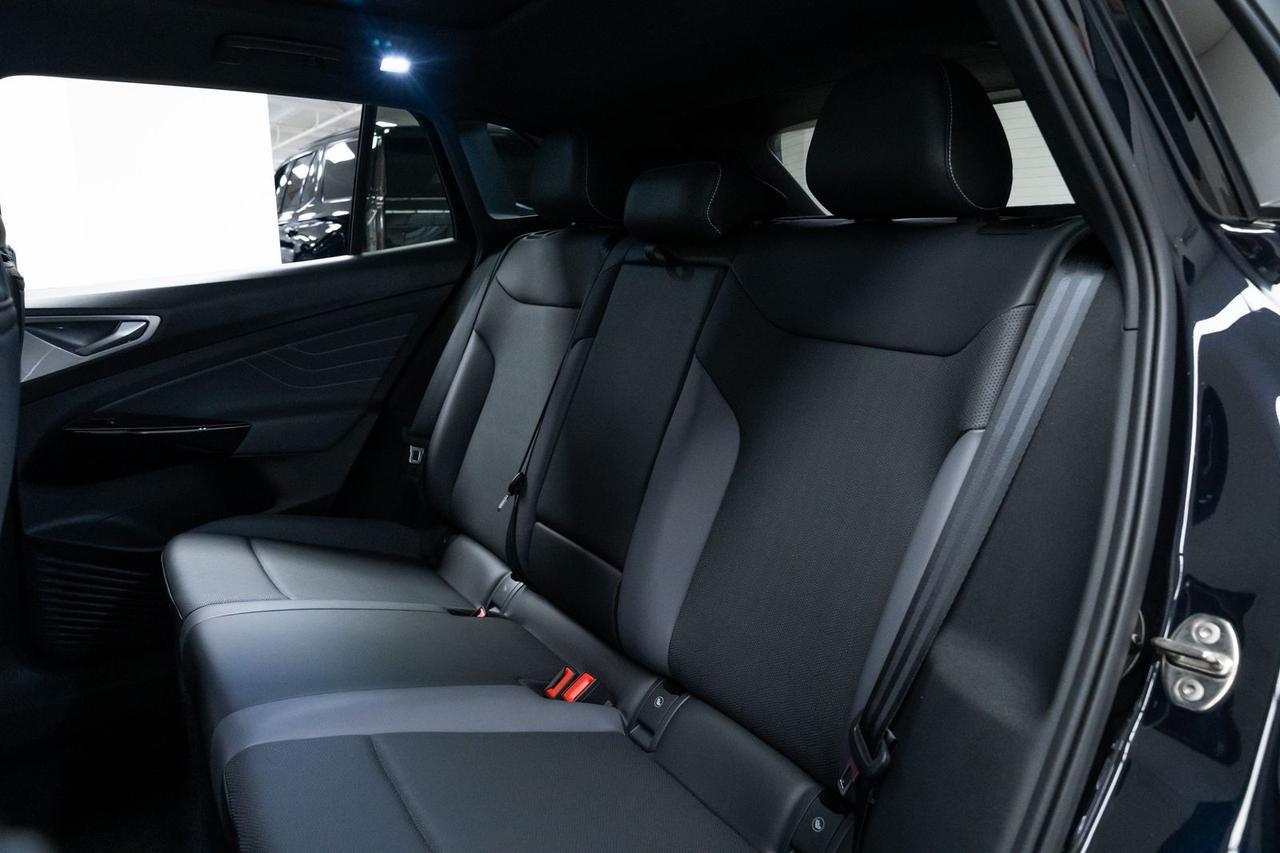 2023 Volkswagen ID.4 Pro S Adaptive Cruise Massage Seats Portland OR