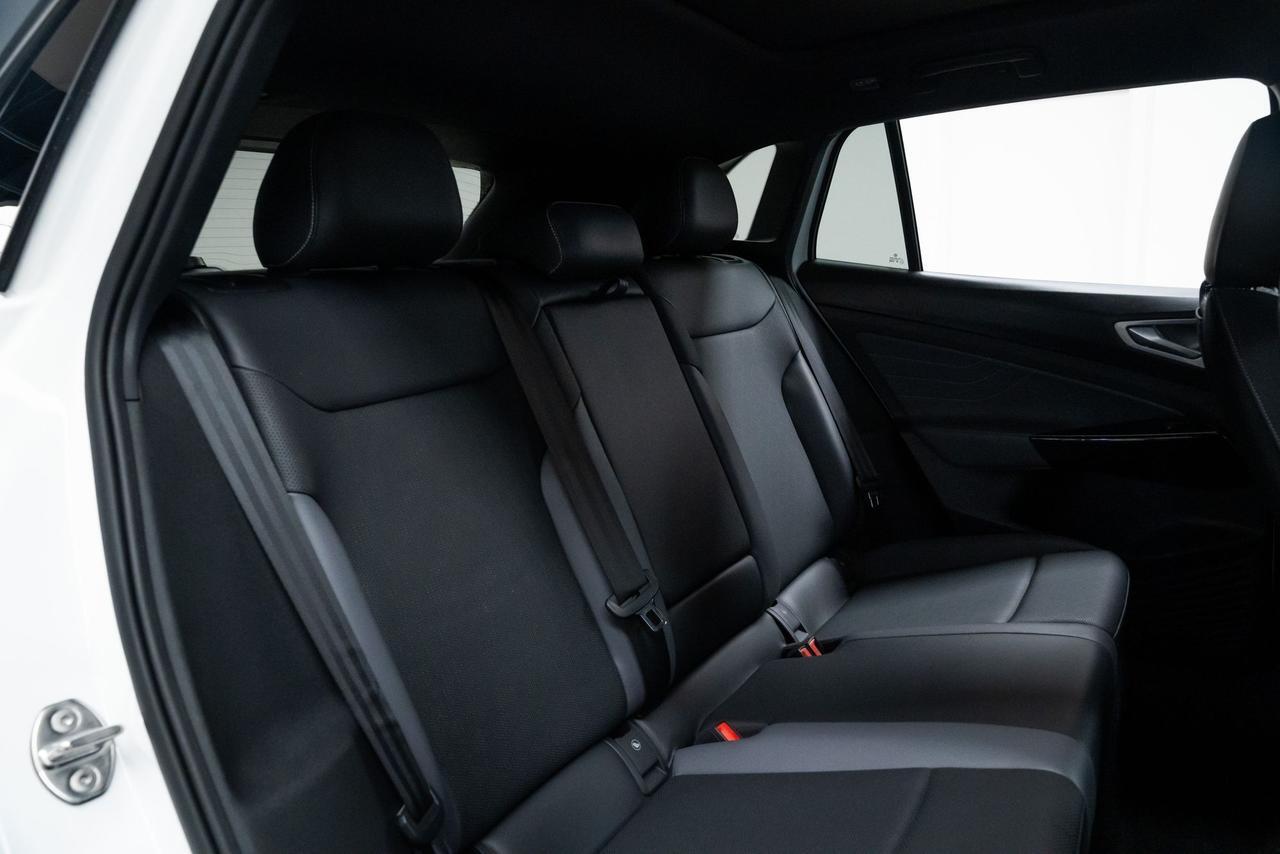 2023 Volkswagen ID.4 Pro S Massage Seats Adaptive Cruise Portland OR