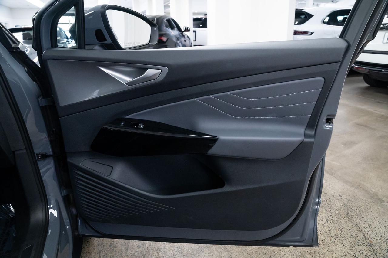 2023 Volkswagen ID.4 Pro S Massage Seats Adaptive Cruise Portland OR
