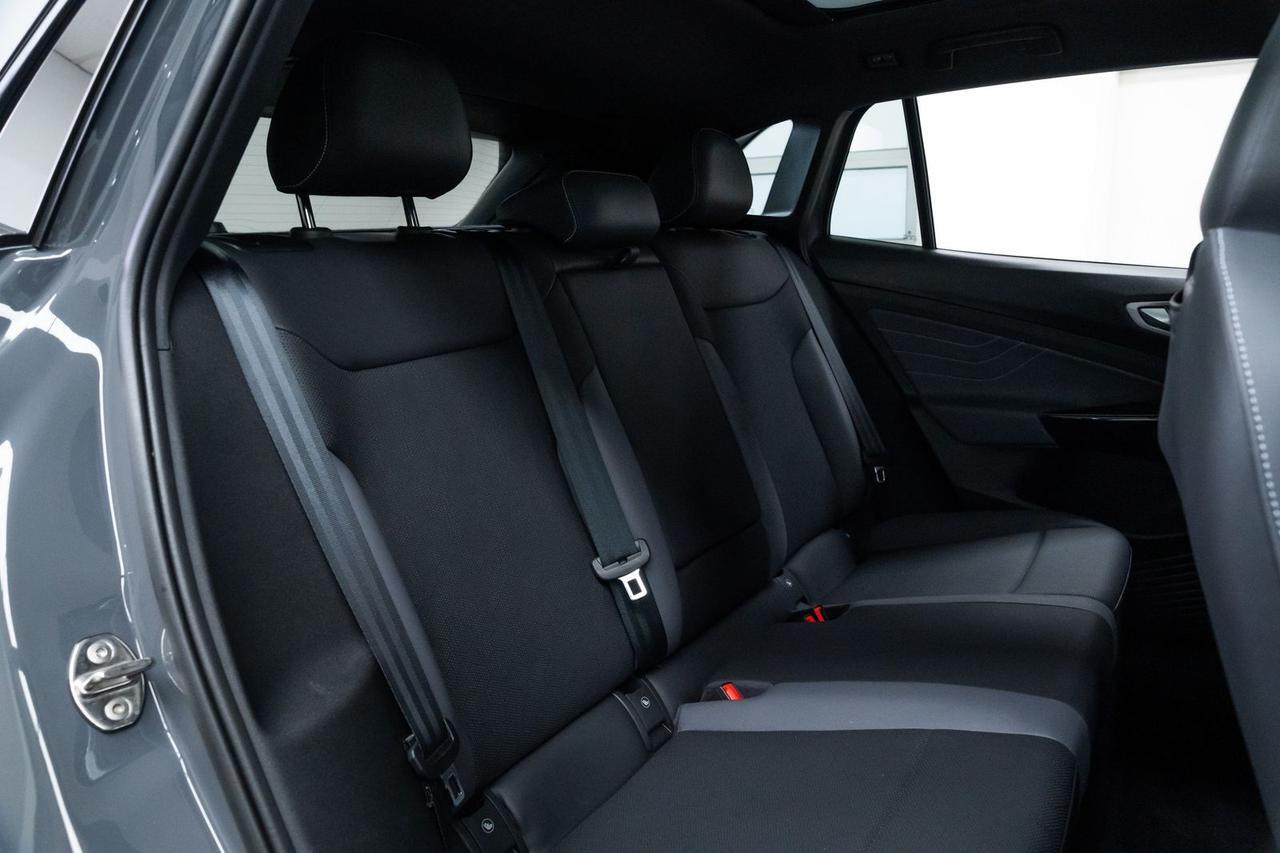 2023 Volkswagen ID.4 Pro S Massage Seats Adaptive Cruise Portland OR