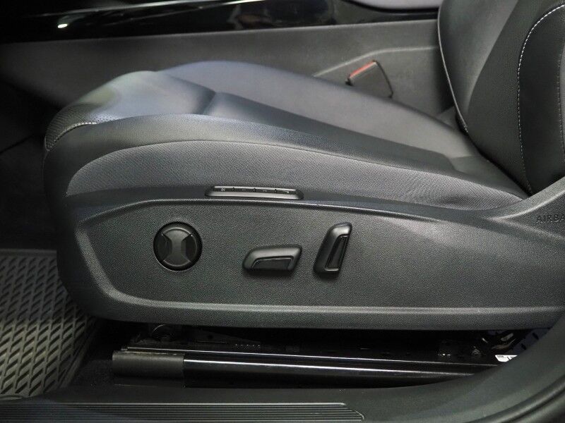2023 Volkswagen ID.4 Pro S *PANORAMA GLASS ROOF, NAVIGATION, DIGITAL COCKPIT, ADAPTIVE CRUISE, SAFETY ALERTS, BACKUP-CAMERA, HEATED SEATS/STEERING, POWER LIFTGATE, WIRELESS CHARGING, ANDROID & APPLE Round Rock TX