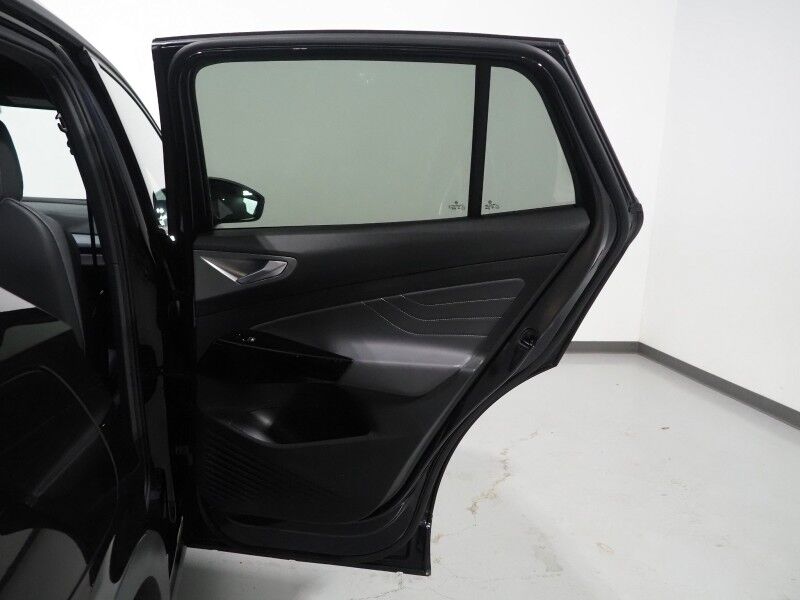 2023 Volkswagen ID.4 Pro S *PANORAMA GLASS ROOF, NAVIGATION, DIGITAL COCKPIT, ADAPTIVE CRUISE, SAFETY ALERTS, BACKUP-CAMERA, HEATED SEATS/STEERING, POWER LIFTGATE, WIRELESS CHARGING, ANDROID & APPLE Round Rock TX