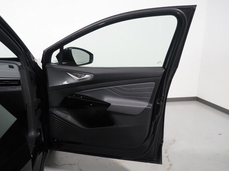 2023 Volkswagen ID.4 Pro S *PANORAMA GLASS ROOF, NAVIGATION, DIGITAL COCKPIT, ADAPTIVE CRUISE, SAFETY ALERTS, BACKUP-CAMERA, HEATED SEATS/STEERING, POWER LIFTGATE, WIRELESS CHARGING, ANDROID & APPLE Round Rock TX