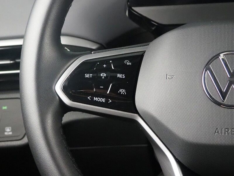 2023 Volkswagen ID.4 Pro S *PANORAMA GLASS ROOF, NAVIGATION, DIGITAL COCKPIT, ADAPTIVE CRUISE, SAFETY ALERTS, BACKUP-CAMERA, HEATED SEATS/STEERING, POWER LIFTGATE, WIRELESS CHARGING, ANDROID & APPLE Round Rock TX