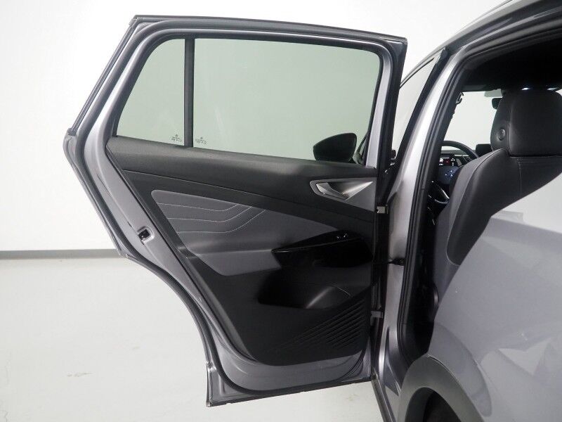 2023 Volkswagen ID.4 Pro S *PANORAMA GLASS ROOF, NAVIGATION, DIGITAL COCKPIT, ADAPTIVE CRUISE, SAFETY ALERTS, BACKUP-CAMERA, HEATED SEATS/STEERING, POWER LIFTGATE, WIRELESS CHARGING, ANDROID & APPLE Round Rock TX