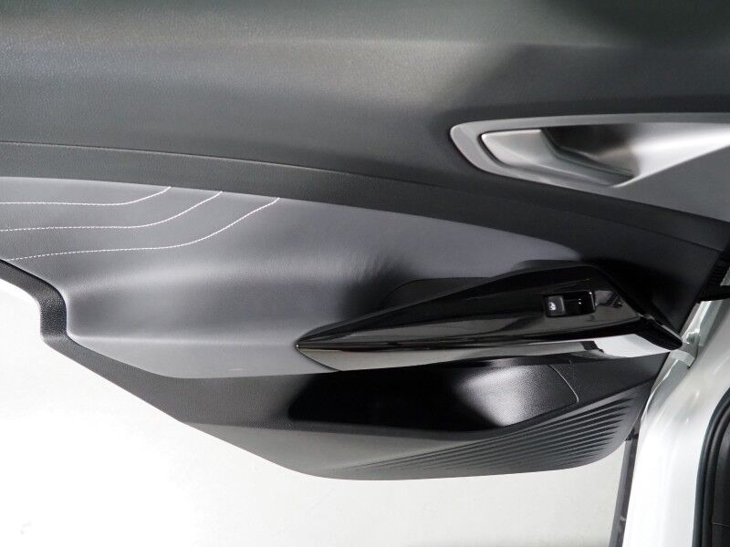 2023 Volkswagen ID.4 Pro S *PANORAMA GLASS ROOF, NAVIGATION, DIGITAL COCKPIT, ADAPTIVE CRUISE, SAFETY ALERTS, BACKUP-CAMERA, HEATED SEATS/STEERING, POWER LIFTGATE, WIRELESS CHARGING, ANDROID & APPLE Round Rock TX