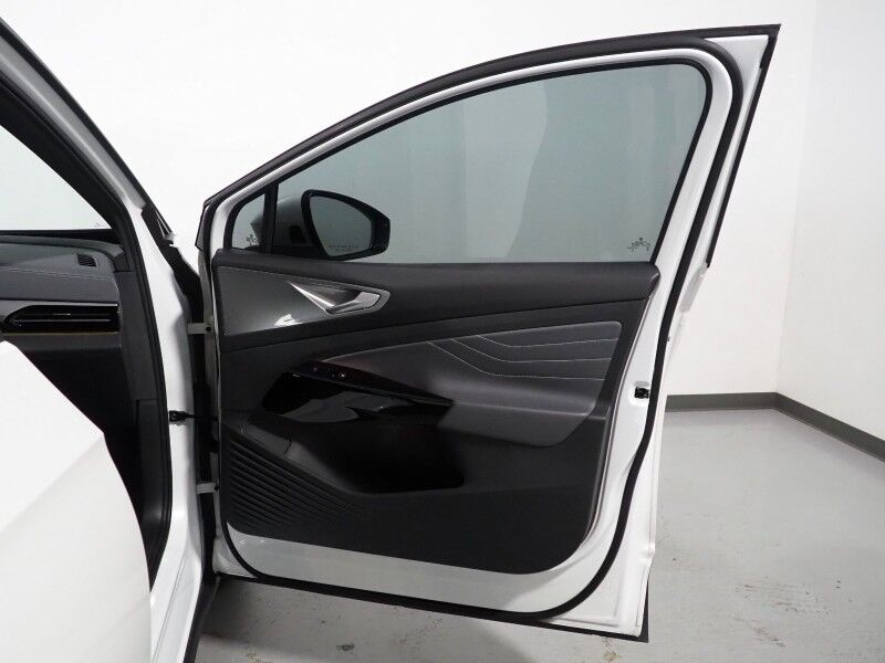 2023 Volkswagen ID.4 Pro S *PANORAMA GLASS ROOF, NAVIGATION, DIGITAL COCKPIT, ADAPTIVE CRUISE, SAFETY ALERTS, BACKUP-CAMERA, HEATED SEATS/STEERING, POWER LIFTGATE, WIRELESS CHARGING, ANDROID & APPLE Round Rock TX