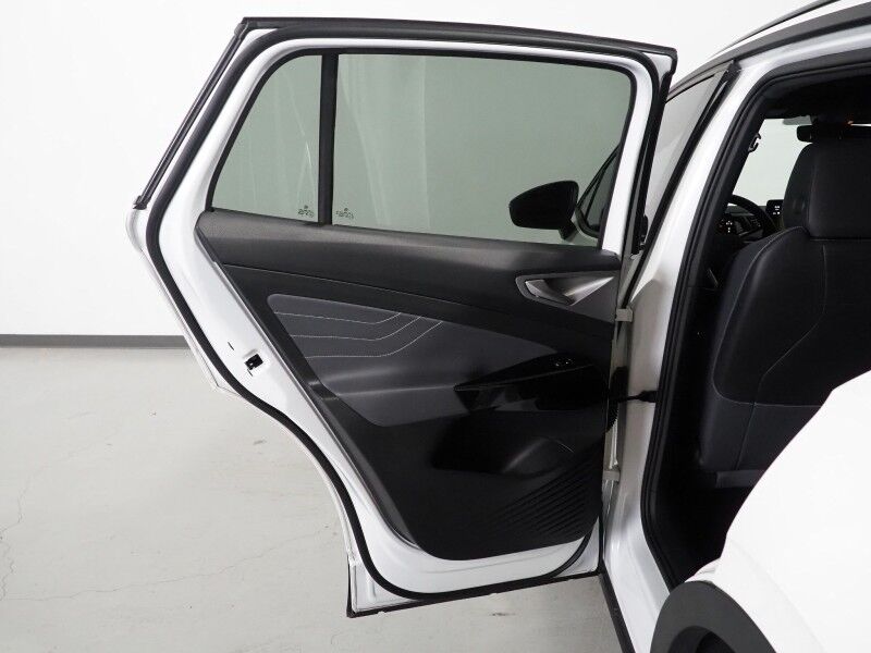 2023 Volkswagen ID.4 Pro S *PANORAMA GLASS ROOF, NAVIGATION, DIGITAL COCKPIT, ADAPTIVE CRUISE, SAFETY ALERTS, BACKUP-CAMERA, HEATED SEATS/STEERING, POWER LIFTGATE, WIRELESS CHARGING, ANDROID & APPLE Round Rock TX