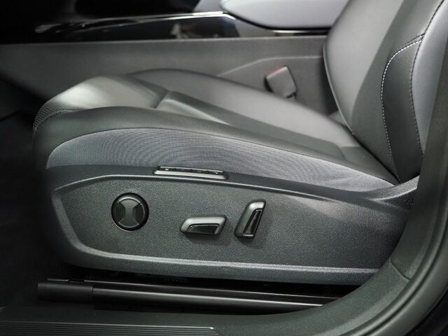 2023 Volkswagen ID.4 Pro S *PANORAMA GLASS ROOF, NAVIGATION, DIGITAL COCKPIT, ADAPTIVE CRUISE, SAFETY ALERTS, BACKUP-CAMERA, HEATED SEATS/STEERING, POWER LIFTGATE, WIRELESS CHARGING, ANDROID & APPLE Round Rock TX