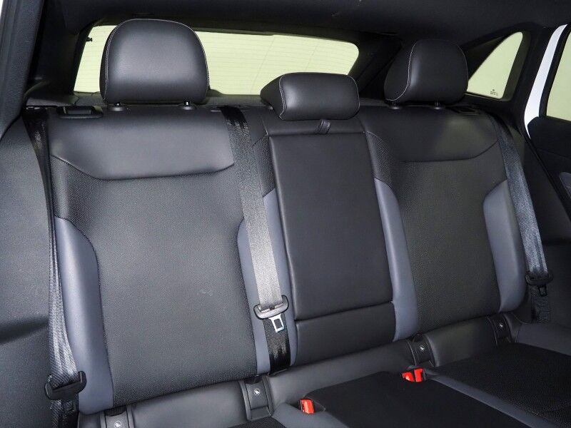 2023 Volkswagen ID.4 Pro S *PANORAMA GLASS ROOF, NAVIGATION, DIGITAL COCKPIT, ADAPTIVE CRUISE, SAFETY ALERTS, BACKUP-CAMERA, HEATED SEATS/STEERING, POWER LIFTGATE, WIRELESS CHARGING, ANDROID & APPLE Round Rock TX