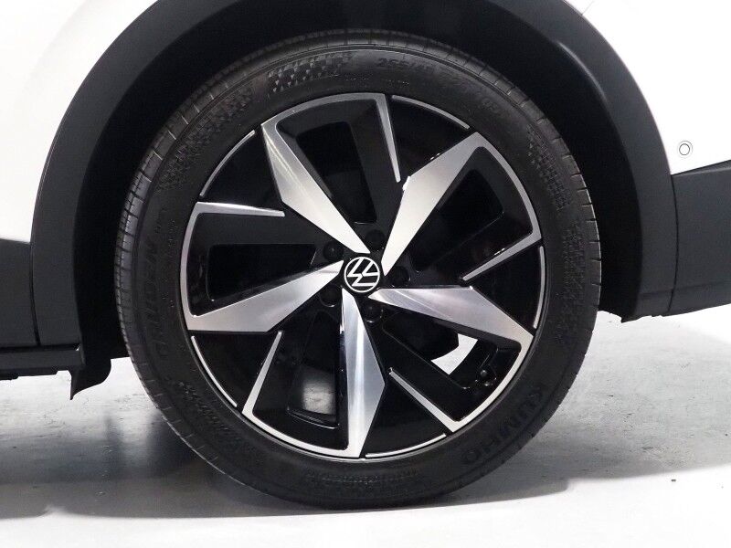 2023 Volkswagen ID.4 Pro S *PANORAMA GLASS ROOF, NAVIGATION, DIGITAL COCKPIT, ADAPTIVE CRUISE, SAFETY ALERTS, BACKUP-CAMERA, HEATED SEATS/STEERING, POWER LIFTGATE, WIRELESS CHARGING, ANDROID & APPLE Round Rock TX