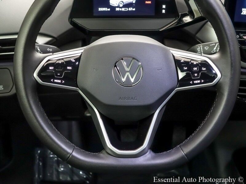 2023 Volkswagen ID.4 Pro S PRICE INCLUDES THE $4000 FED EV TAX CREDIT Willowbrook IL