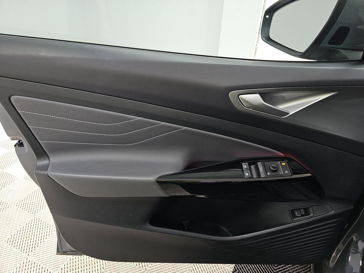 2023 Volkswagen ID.4 Pro S Panoramic Roof Adaptive Cruise Portland OR