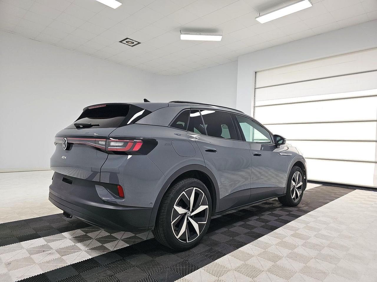 2023 Volkswagen ID.4 Pro S Panoramic Roof Adaptive Cruise Portland OR