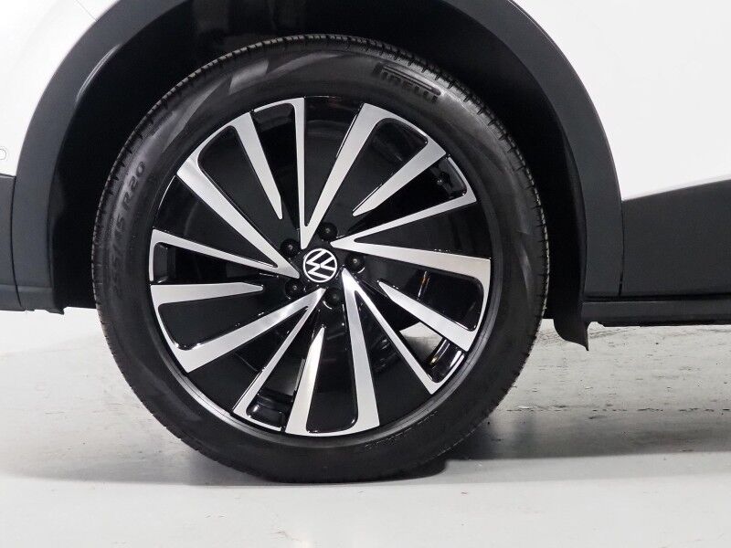 2023 Volkswagen ID.4 Pro S Plus AWD *PANORAMA GLASS ROOF, NAVIGATION, ADAPTIVE CRUISE, DIGITAL COCKPIT, SAFETY ALERTS, 360 VIEW CAMERAS, HEATED SEATS/STEERING, POWER LIFTGATE, WIRELESS CHARGING, ANDROID & APPLE Round Rock TX