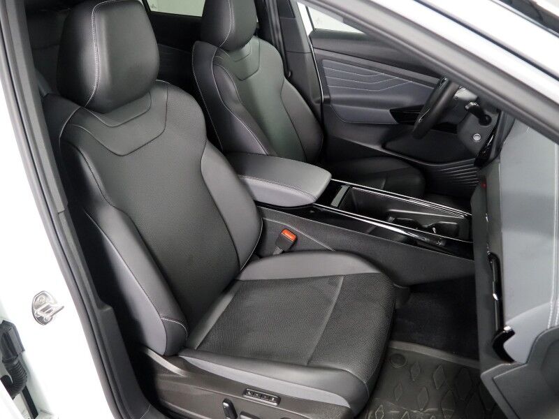 2023 Volkswagen ID.4 Pro S Plus AWD *PANORAMA GLASS ROOF, NAVIGATION, ADAPTIVE CRUISE, DIGITAL COCKPIT, SAFETY ALERTS, 360 VIEW CAMERAS, HEATED SEATS/STEERING, POWER LIFTGATE, WIRELESS CHARGING, ANDROID & APPLE