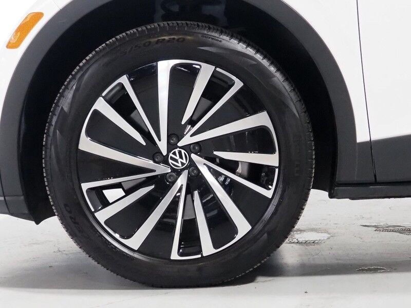 2023 Volkswagen ID.4 Pro S Plus AWD *PANORAMA GLASS ROOF, NAVIGATION, ADAPTIVE CRUISE, DIGITAL COCKPIT, SAFETY ALERTS, 360 VIEW CAMERAS, HEATED SEATS/STEERING, POWER LIFTGATE, WIRELESS CHARGING, ANDROID & APPLE Round Rock TX