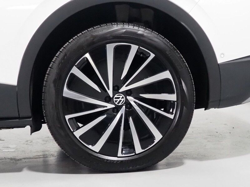 2023 Volkswagen ID.4 Pro S Plus AWD *PANORAMA GLASS ROOF, NAVIGATION, ADAPTIVE CRUISE, DIGITAL COCKPIT, SAFETY ALERTS, 360 VIEW CAMERAS, HEATED SEATS/STEERING, POWER LIFTGATE, WIRELESS CHARGING, ANDROID & APPLE Round Rock TX
