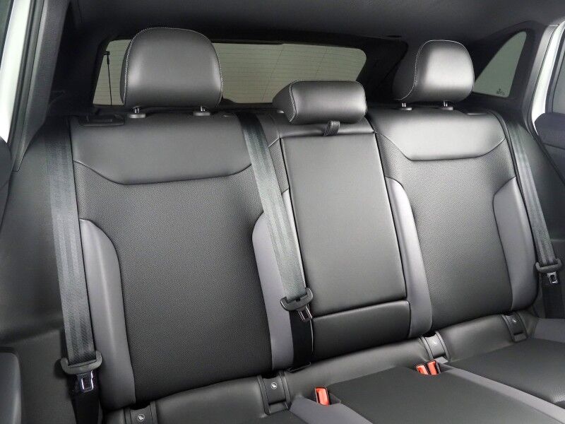 2023 Volkswagen ID.4 Pro S Plus AWD *PANORAMA GLASS ROOF, NAVIGATION, ADAPTIVE CRUISE, DIGITAL COCKPIT, SAFETY ALERTS, 360 VIEW CAMERAS, HEATED SEATS/STEERING, POWER LIFTGATE, WIRELESS CHARGING, ANDROID & APPLE Round Rock TX