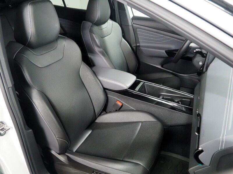 2023 Volkswagen ID.4 Pro S Plus AWD *PANORAMA GLASS ROOF, NAVIGATION, ADAPTIVE CRUISE, DIGITAL COCKPIT, SAFETY ALERTS, 360 VIEW CAMERAS, HEATED SEATS/STEERING, POWER LIFTGATE, WIRELESS CHARGING, ANDROID & APPLE Round Rock TX