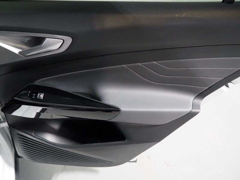 2023 Volkswagen ID.4 Pro S Plus AWD *PANORAMA GLASS ROOF, NAVIGATION, ADAPTIVE CRUISE, DIGITAL COCKPIT, SAFETY ALERTS, 360 VIEW CAMERAS, HEATED SEATS/STEERING, POWER LIFTGATE, WIRELESS CHARGING, ANDROID & APPLE Round Rock TX