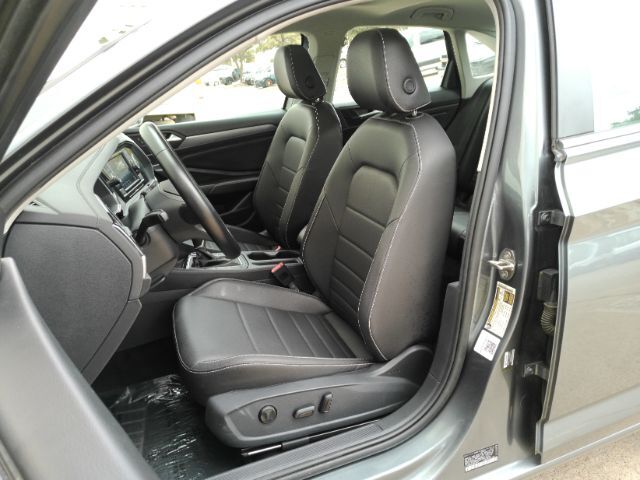 2023 Volkswagen Jetta 1.5T SE Plano TX