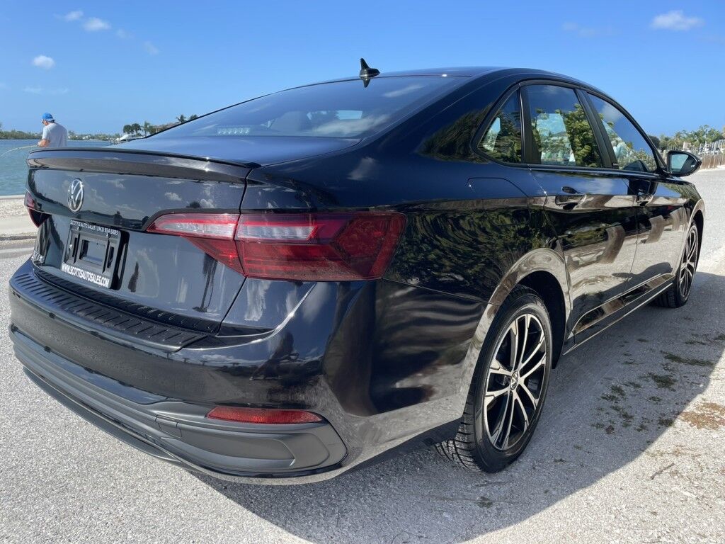 2023 Volkswagen Jetta SPORT~NEW TIRES~WELL MAINTAINED~ONLINE FINANCE AND SHIPPING AVAILABLE!!!! Sarasota FL