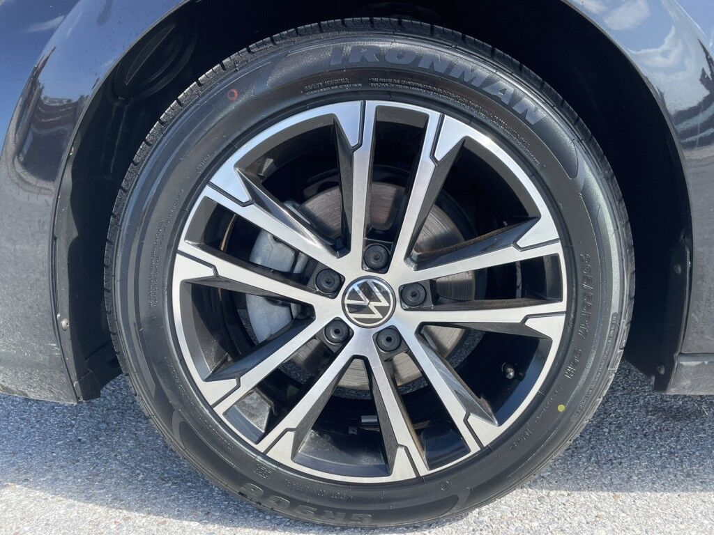 2023 Volkswagen Jetta SPORT~NEW TIRES~WELL MAINTAINED~ONLINE FINANCE AND SHIPPING AVAILABLE!!!! Sarasota FL