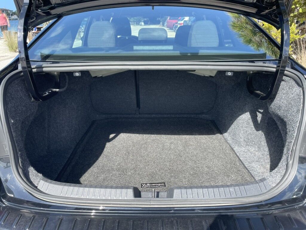 2023 Volkswagen Jetta SPORT~NEW TIRES~WELL MAINTAINED~ONLINE FINANCE AND SHIPPING AVAILABLE!!!! Sarasota FL