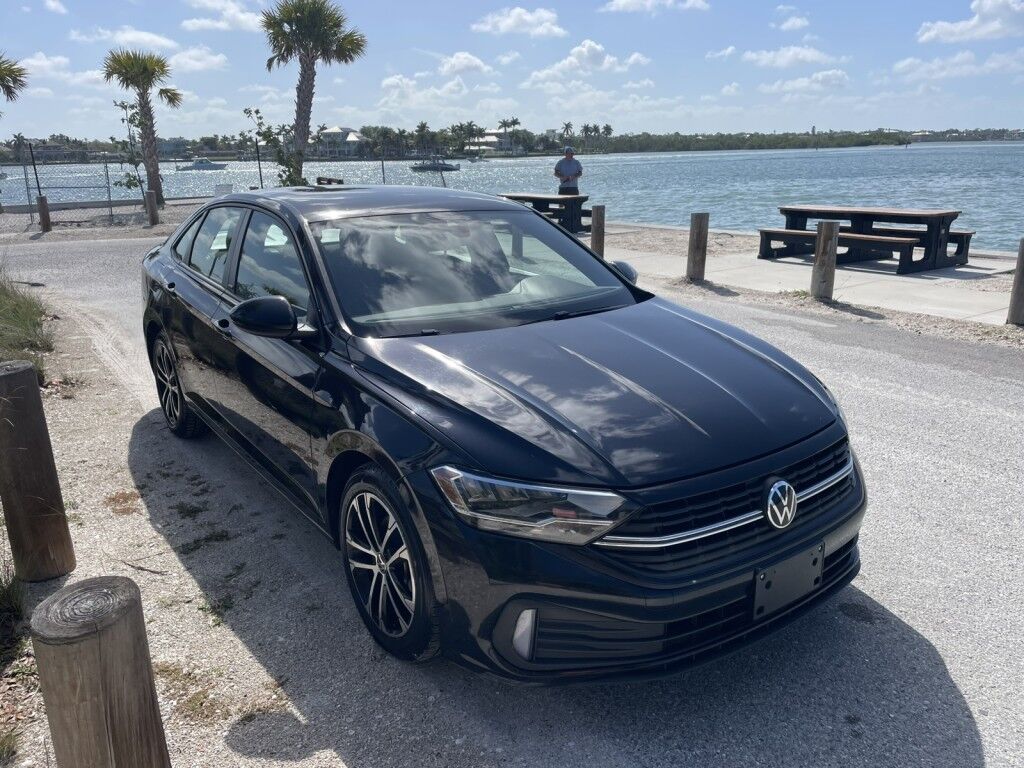 2023 Volkswagen Jetta SPORT~NEW TIRES~WELL MAINTAINED~ONLINE FINANCE AND SHIPPING AVAILABLE!!!! Sarasota FL