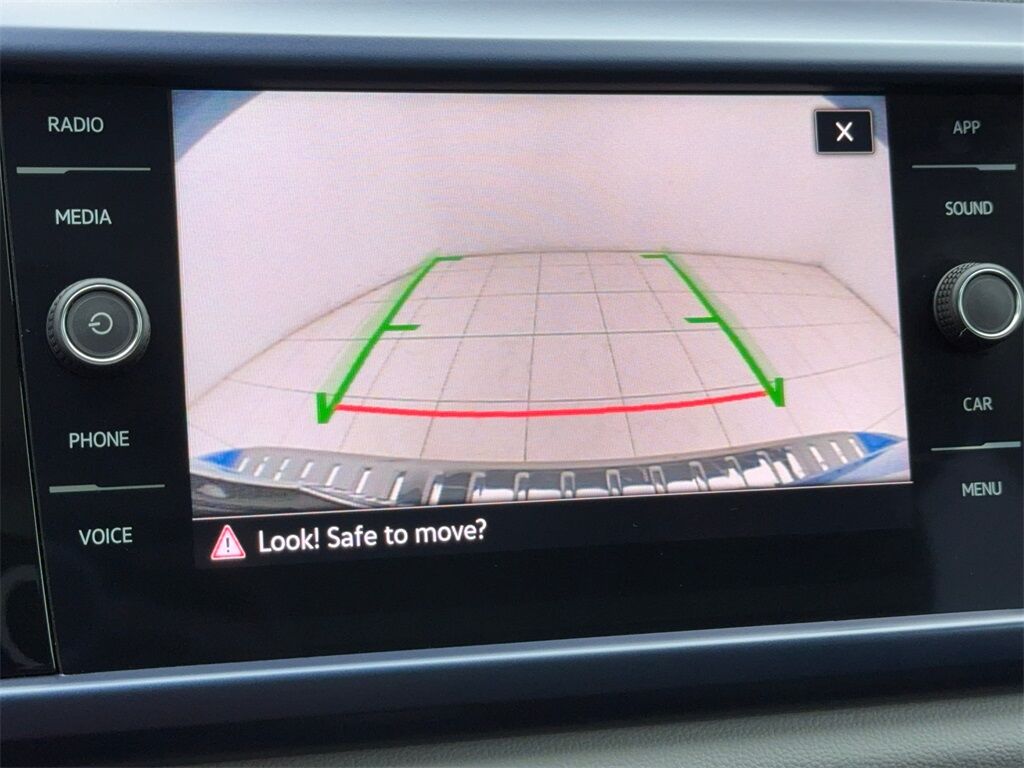 2023 Volkswagen Taos 1.5T SE CAM,PANO,HTD STS,BLIND SPOT,18&quot; WLS Plano TX