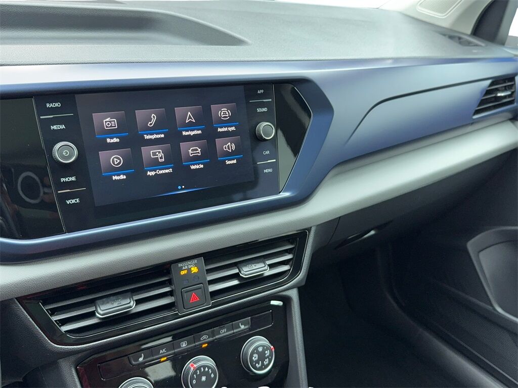 2023 Volkswagen Taos 1.5T SE CAM,PANO,HTD STS,BLIND SPOT,18&quot; WLS Plano TX